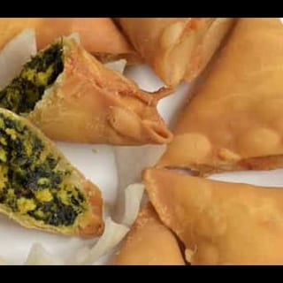 Palak Paneer Samosa